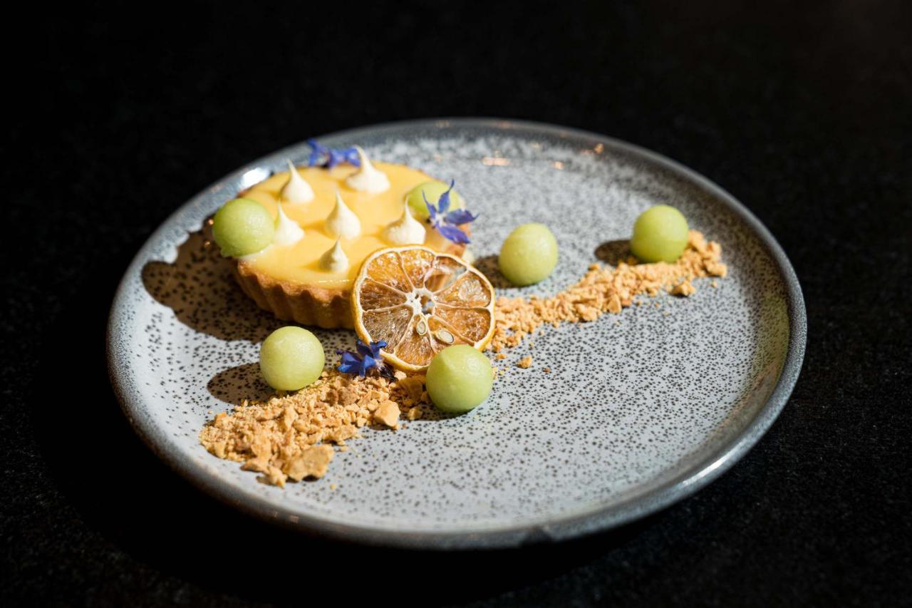 Peppers Waymouth Hotel Аделаида Экстерьер фото A lemon meringue tart