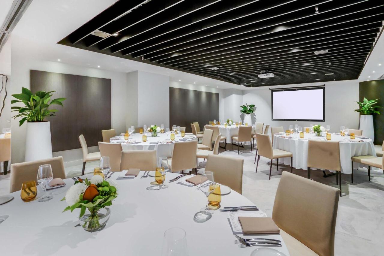 Peppers Waymouth Hotel Аделаида Экстерьер фото The interior of the meeting room